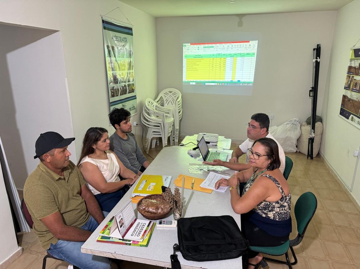 Agricultores familiares de Mogeiro participam  de capacitação sobre preservação ambiental