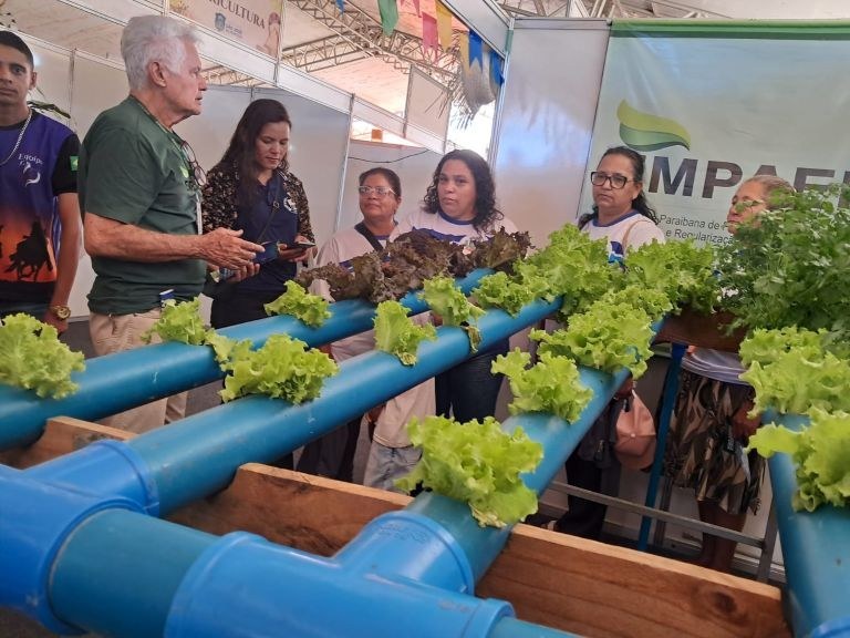 Empaer é destaque na ExpoAgro 2026 da Serra do Teixeira realizada em Manaira