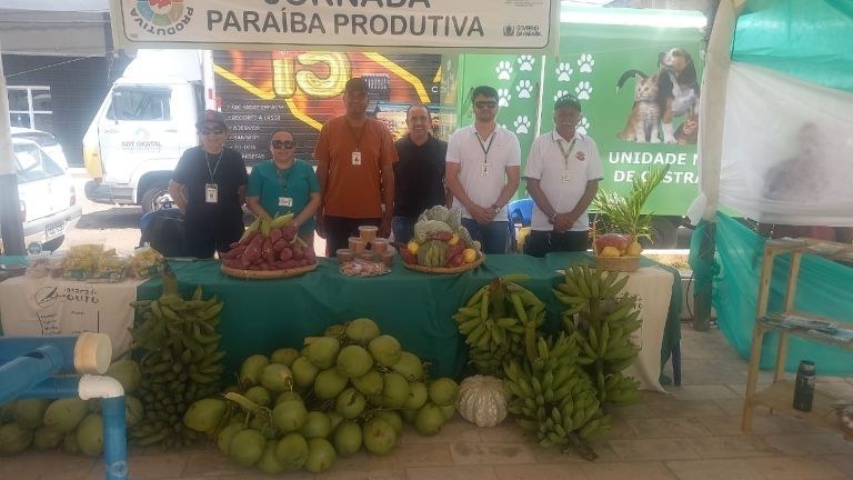Empaer mostra produtos e realiza orientação a produtores na Feira Agropecuária de Sousa